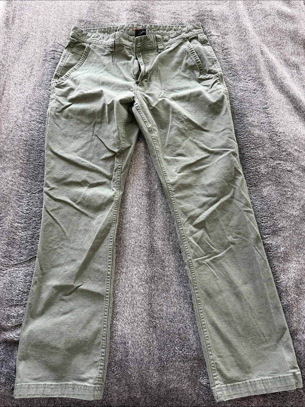 Eddie Bauer Men's Light Olive Cargo Pants